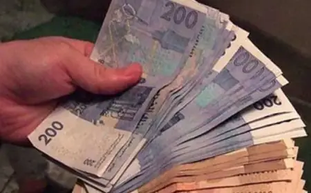 تحسن لقيمة الدرهم مقابل الدولار