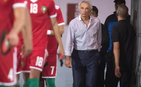 الأسود يصلون إلى معسكر سلا