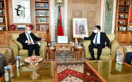 وزير الخارجية الفرنسي يحل بالمغرب في زيارة رسمية