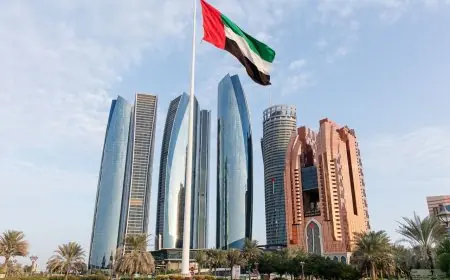 الإمارات تعلن عن النظام الجديد للعمل الأسبوعي وتعتمد السبت والأحد عطلة
