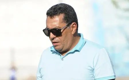 الطاوسي يوقع للرجاء الرياضي ويعد بالألقاب
