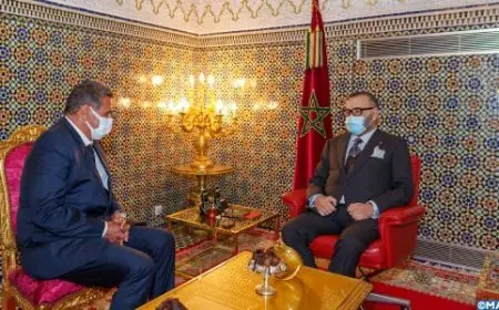 الملك يهنئ اخنوش بعد إعادة انتخابه رئيسا للتجمع الوطني للأحرار