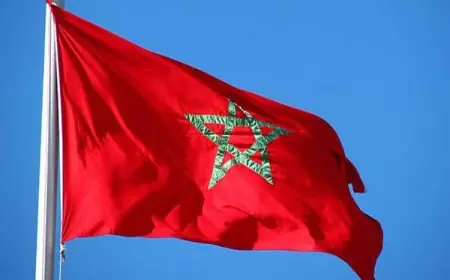 بعد التأهل إلى المونديال.. العلم المغربي يرفرف في كورنيش الدوحة