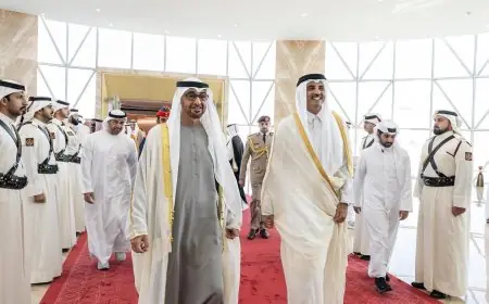 محمد بن زايد يزور قطر لأول مرة منذ "الأزمة الخليجية"