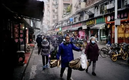 بعد 3 سنوات من إنتشار كورونا .. الحياة تعود الى ووهان الصينية