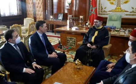 الملك محمد السادس يدعو رئيس الحكومة الاسبانية إلى زيارة المغرب