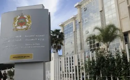 وزارة الثقافة تكشف عن تفاصيل إحراق فنان لجسده أمام مقر الوزارة
