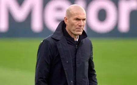 انباء عن تعيين زيدان مدربًا للمنتخب الجزائري