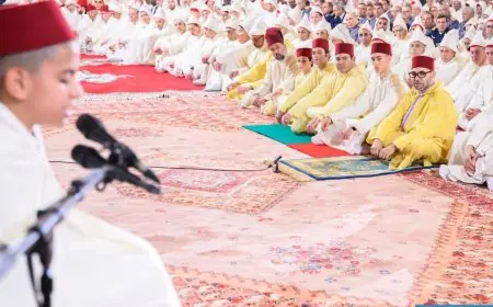 الملك يترأس بمسجد الحسن الثاني بالدارالبيضاء حفلا دينيا إحياء لليلة القدر المباركة