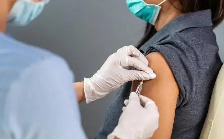 محكمة الرباط تقضي بتعويض مالي لفائدة سيدة تضررت من لقاح أسترازينيكا