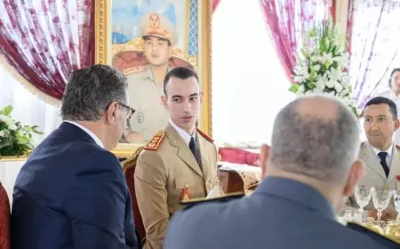الأمير مولاي الحسن يترأس مأدبة غداء أقامها جلالة الملك بمناسبة الذكرى الـ 68 لتأسيس القوات المسلحة الملكية