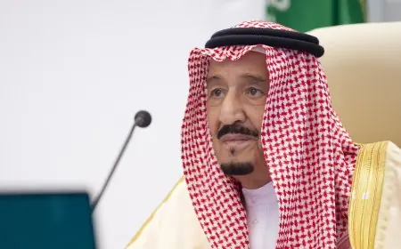 التهاب رئوي يصيب العاهل السعودي