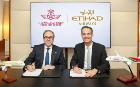 توقيع اتفاقية شراكة بين شركتا الخطوط الملكية المغربية والاتحاد للطيران الإماراتية