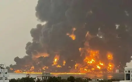 غارات إسرائيلية تستهدف ميناء الحديدة باليمن ومقتل عشرات الفلسطينيين جراء تجدد القصف على غزة