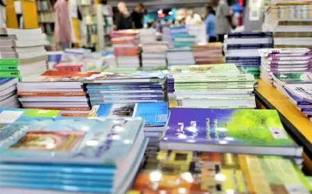 إرتفاع صاروخي لأثمنة الكتب المدرسية وسط مطالب ب "الرقابة"