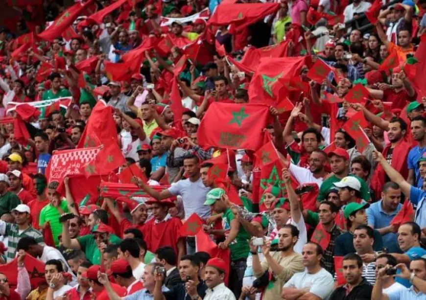 الحكومة تقرر فتح الملاعب في وجه الجماهير