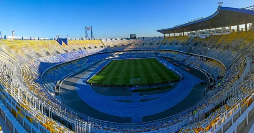 مباراة المغرب و البرازيل .. الاف الجماهير تختار الافطار في ملعب طنجة