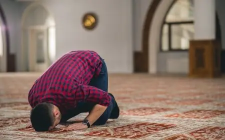 "رجع تصلي".. حملة عبر مواقع التواصل تدعو الشباب المغربي للحفاظ على الصلاة