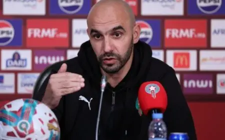 الركراكي يعلن عن قائمة الأسود المستدعاة لمبارتي منتخب جمهورية إفريقيا الوسطى