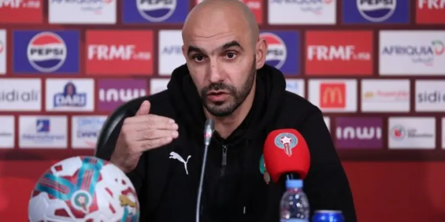 الركراكي يعلن عن قائمة الأسود المستدعاة لمبارتي منتخب جمهورية إفريقيا الوسطى
