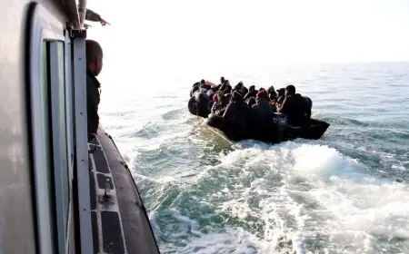 غرق قارب مهاجرين قبالة السواحل المغربية يسفر عن فقدان 70 شخصا