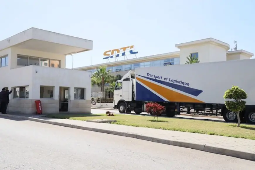بعد رفض الشركة فتح الحوار معهم.. مستخدمو "SNTL" يحتجون بأكادير والدار البيضاء