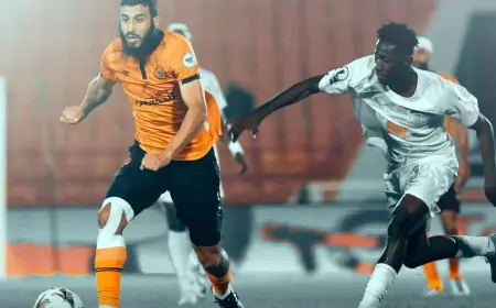 كأس الكاف .. نهضة بركان يعود بالفوز من مالي