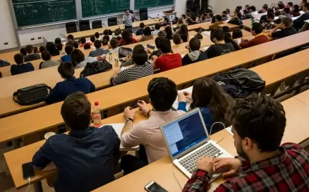 مشروع قانون جديد يمنح الطلبة تغطية صحية حتى سن 30