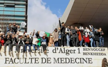 اضراب الطلاب يشل المؤسسات التعليمية في الجزائر