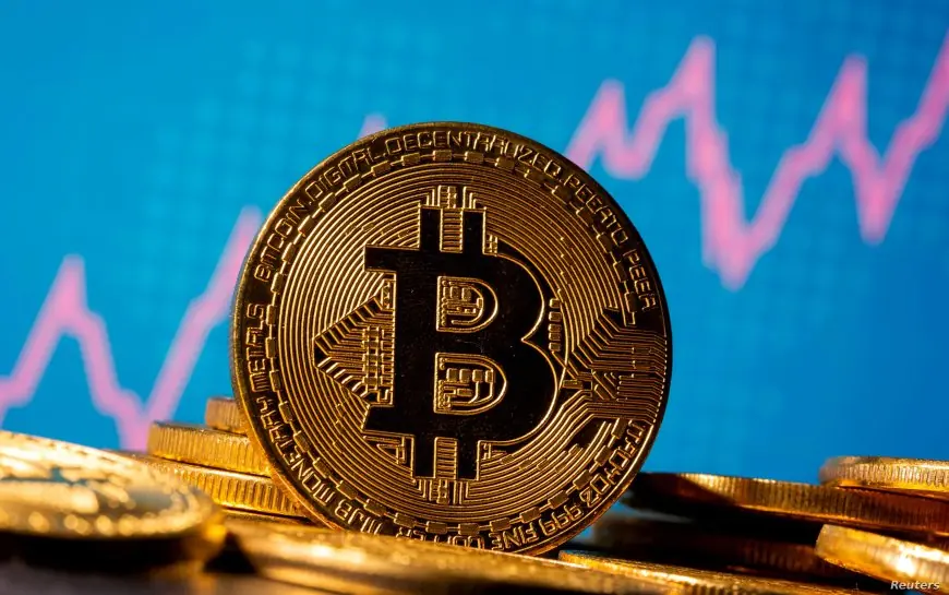 عملة البتكوين تسجل مستوى قياسي جديد بالتزامن مع تنصيب ترامب