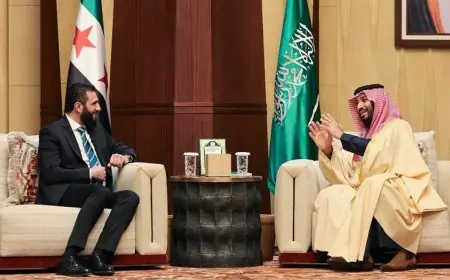ولي العهد السعودي محمد بنسلمان يستقبل الرئيس السوري الجديد أحمد الشرع
