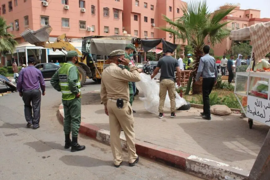 اجراءات جديدة للحد من ازعاج "الفراشة" للمصلين بجنبات المساجد