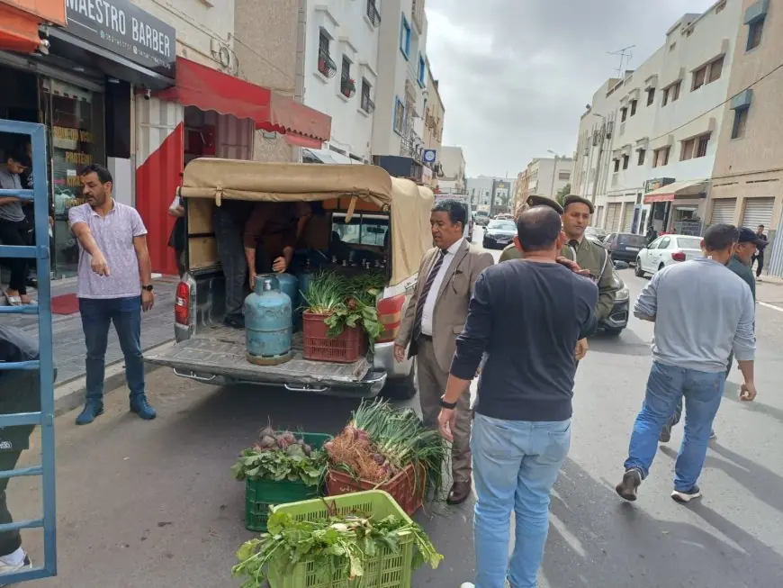 سلطات أكادير تطلق حملة واسعة لتحرير الملك العمومي بعدد من الاحياء
