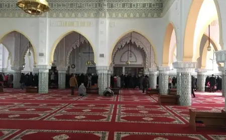 وفاة شاب بعد معانقة مقرئ في مسجد بالجديدة