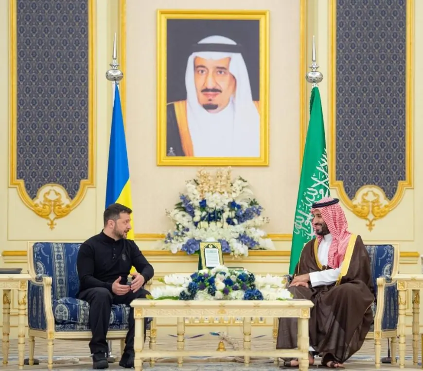 السعودية تؤكد دعمها للجهود الدولية لحل الأزمة الأوكرانية