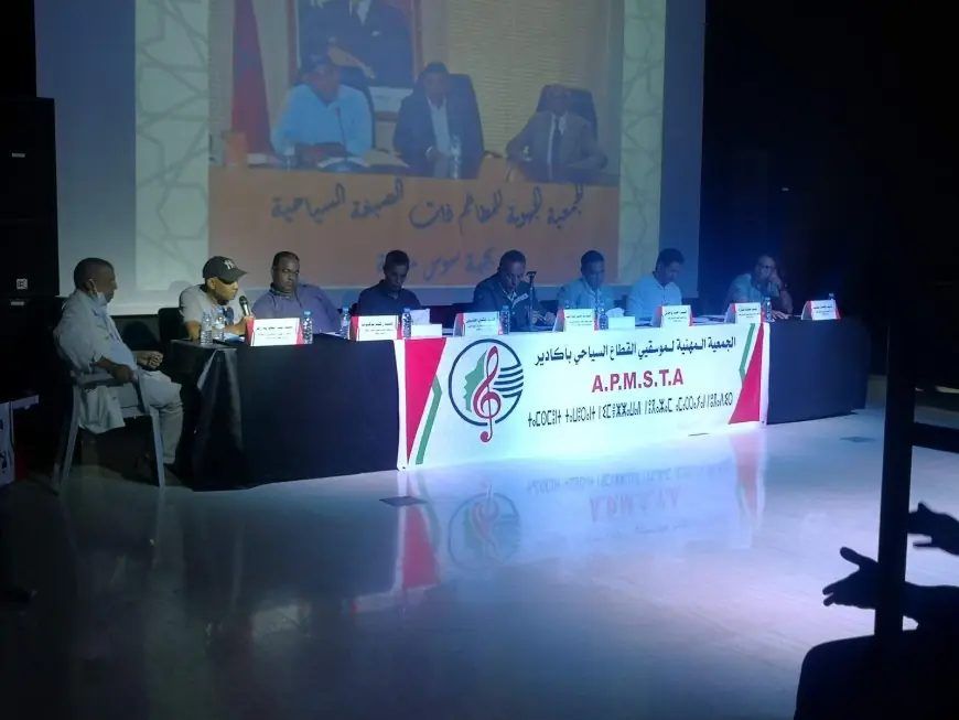 موسيقيو أكادير يعقدون لقاء تواصليا لتعزيز حقوقهم وتطوير مشاريعهم الفنية