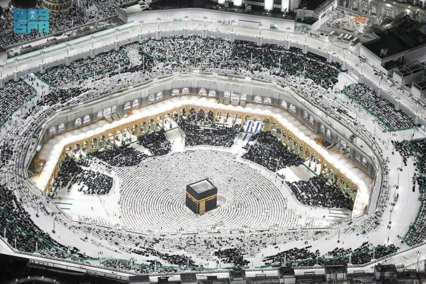 رقم قياسي جديد للمعتمرين والمصلين في المسجد الحرام يوم 26 من رمضان