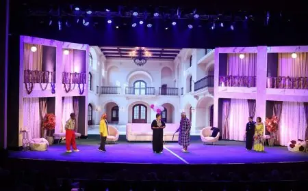 "الكرة بملعبكم" تسدل الستار على عروضها وسط إقبال جماهيري