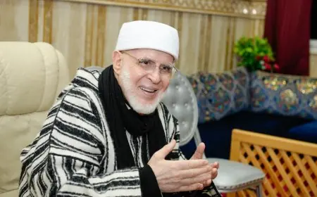 طاقم طبي عسكري يواكب الحالة الصحية لشيخ الزاوية البودشيشية