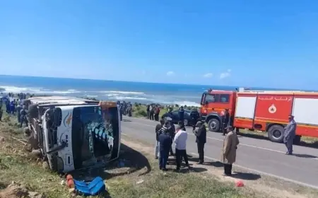 إصابة عدد من الركاب في حادث انقلاب حافلة ضواحي الجديدة