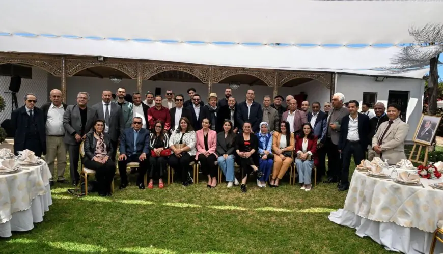 الفيدرالية المغربية للإعلام تدعو إلى التصدي للانحرافات وتوافق بخصوص دعم الصحافة