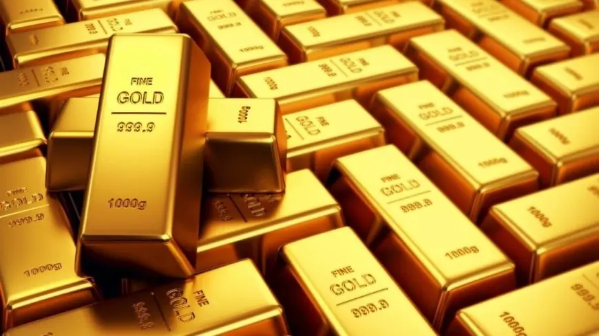 في ظل تراجع الدولار.. الذهب يسجل أعلى مستوى له