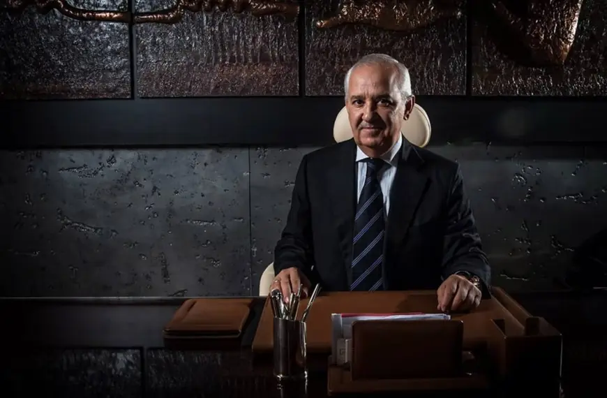 أنس الصفروي يفند الشائعات حول شراء ناد إنجليزي
