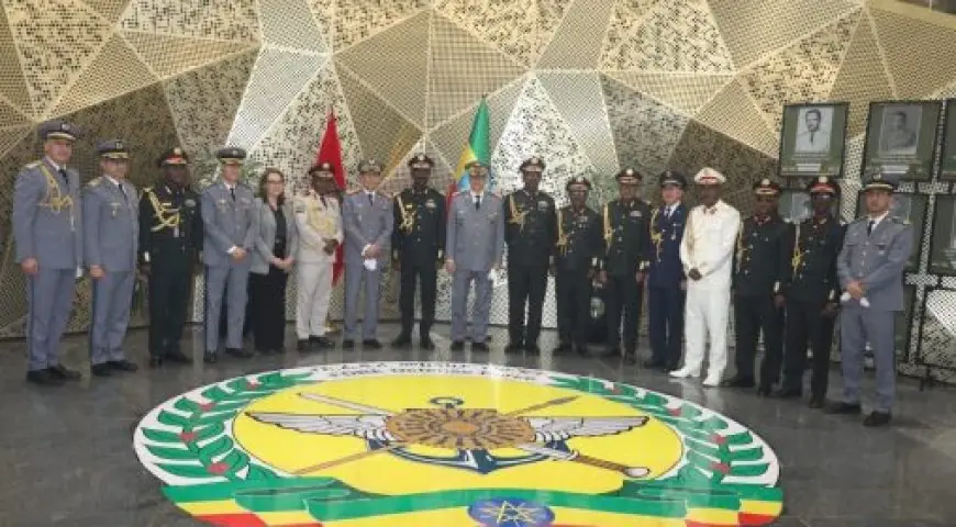 بتعليمات ملكية.. الفريق أول محمد بريظ يجري مباحثات عسكرية بإثيوبيا لتعزيز الشراكة الثنائية