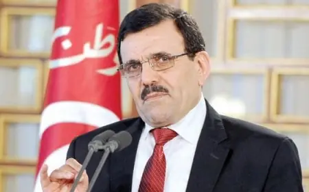 الحكم بالسجن 34 سنة لرئيس حكومة تونس الأسبق في قضية "التسفير"