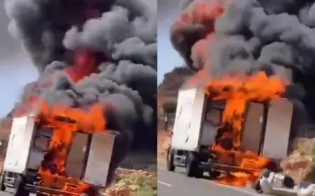 حريق يلتهم شاحنة لنقل الإرساليات ضواحي تيزنيت