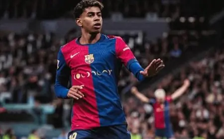 برشلونة يعلن عن تجديد عقد لاعبه لامين يامال