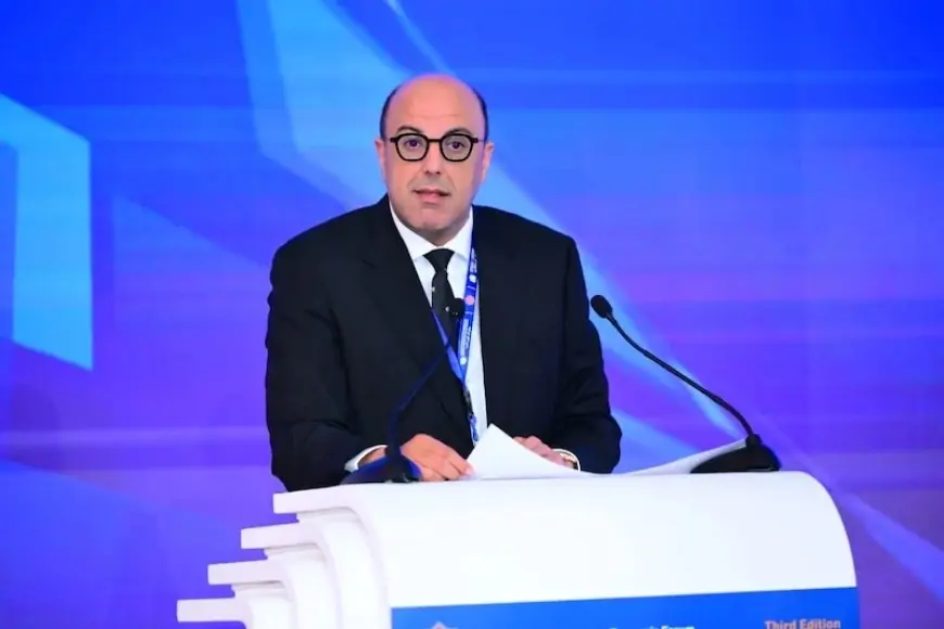 ولد الرشيد: أنبوب الغاز الأفريقي الأطلسي أطول منصة لوجستية طاقية في العالم