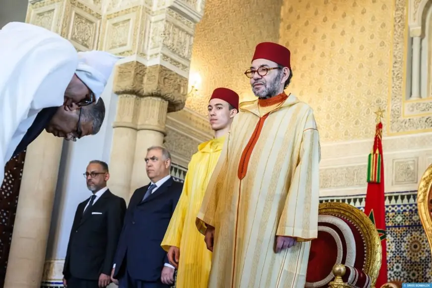 الملك يستقبل الولاة و العمال الجدد بالرباط