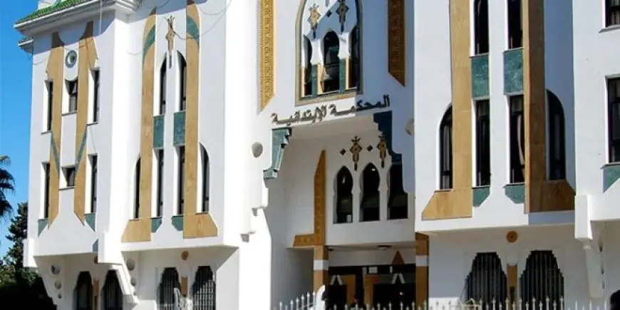 ابتدائية الحسيمة تدين السائح الألماني الذي بتر عضوه التناسلي بستة أشهر موقوفة التنفيذ